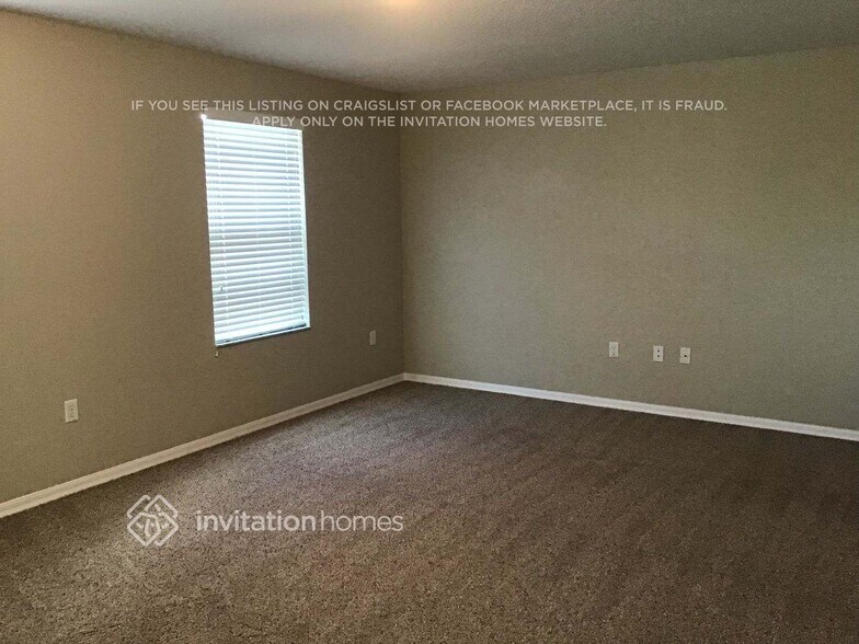 Building Photo - 3174 Burdock Ave