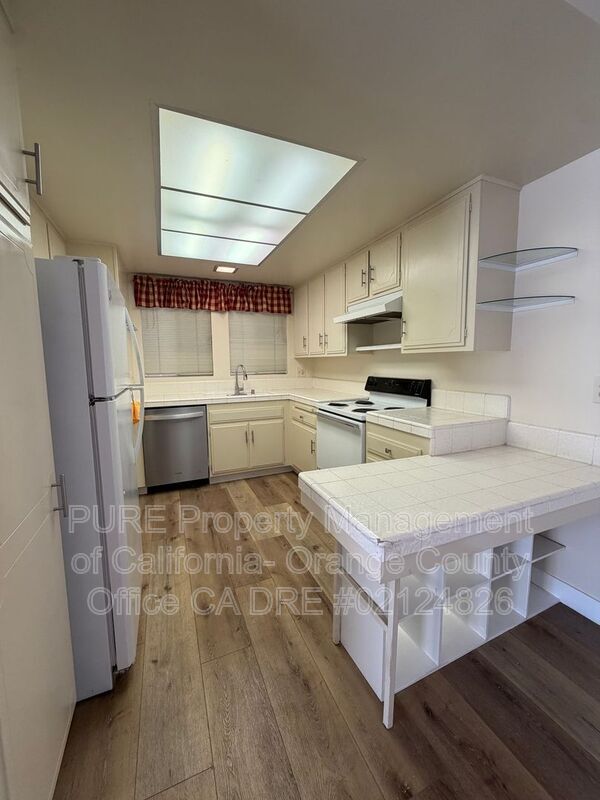 Building Photo - 3107 Via Serena S