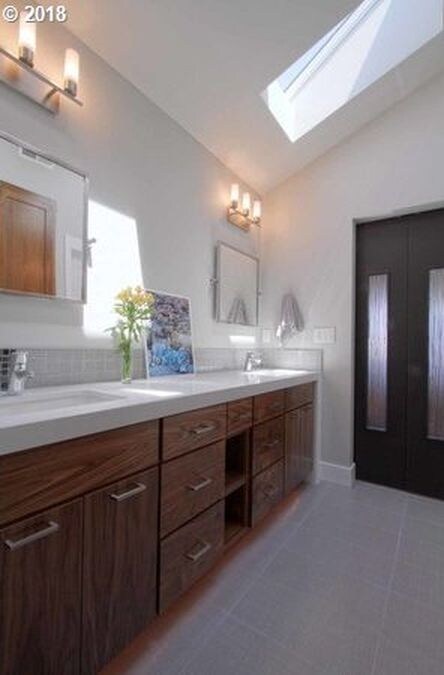 Building Photo - 1534 Charnelton Alley