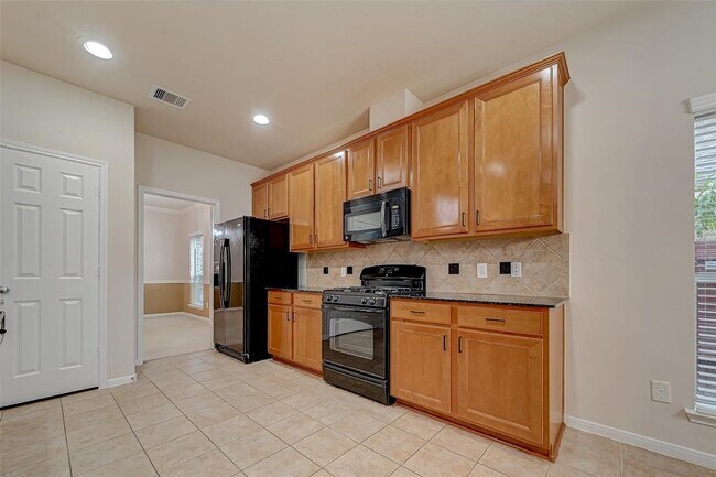 Building Photo - 21587 Tims Harbor Dr