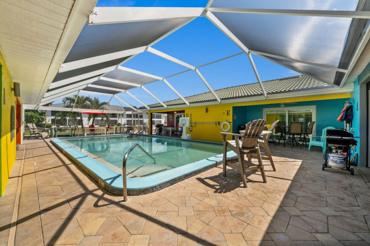 Building Photo - 1019 SE 40th St