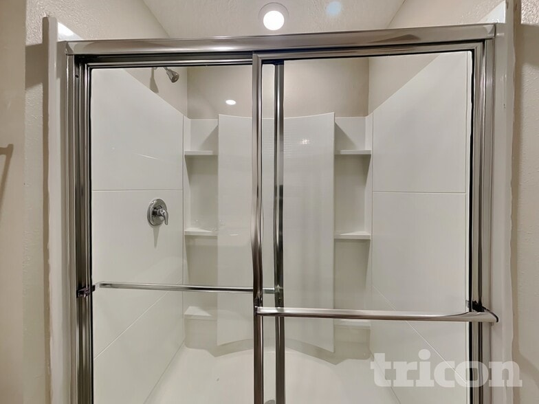 Building Photo - 44 Pritchard Dr