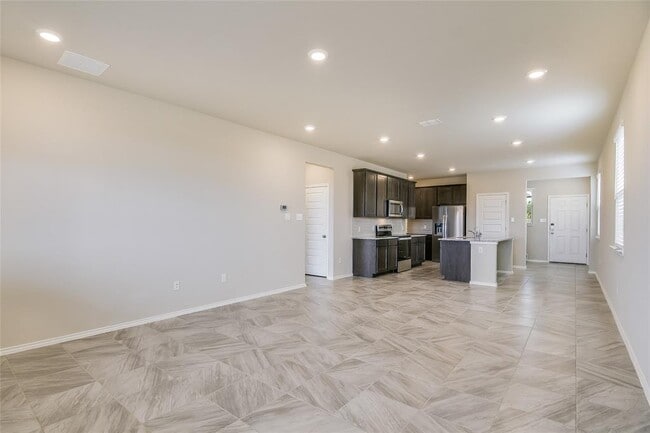 Building Photo - 3370 Rancho Grande