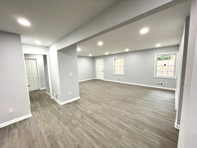 Living Room 1 - 1695 Buford Dr