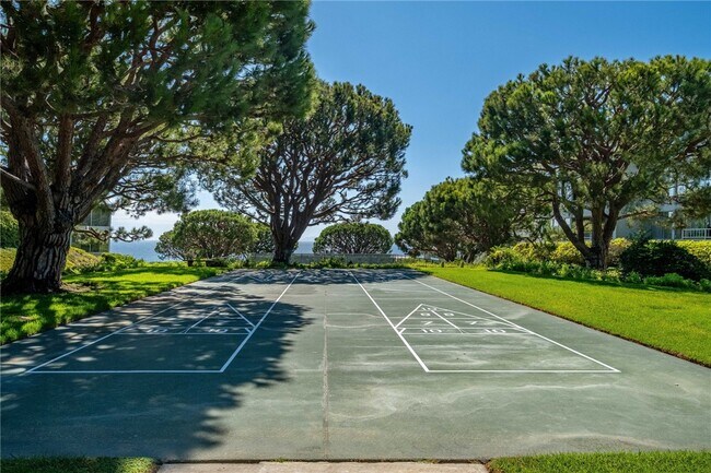 Building Photo - 32614 Coastsite Dr