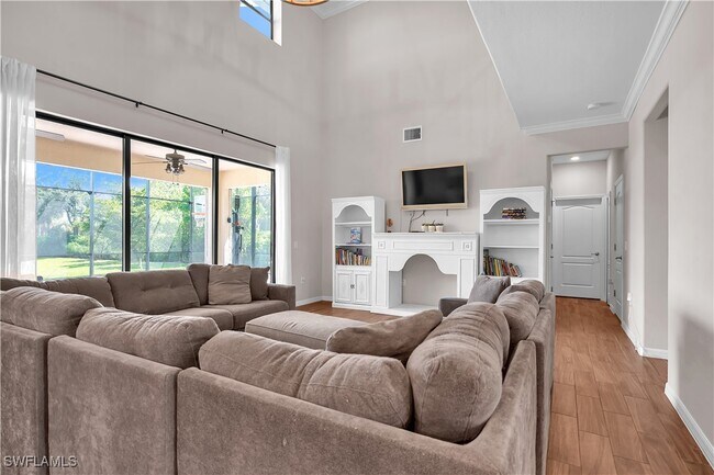 Building Photo - 11884 Boxelder Way