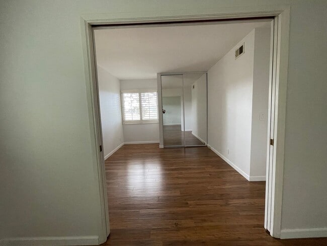 Building Photo - 8009 Caminito Gianna