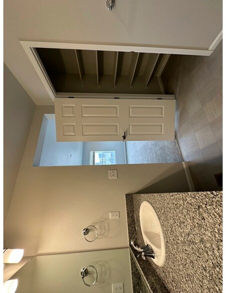 Building Photo - 6500 N Biscay St