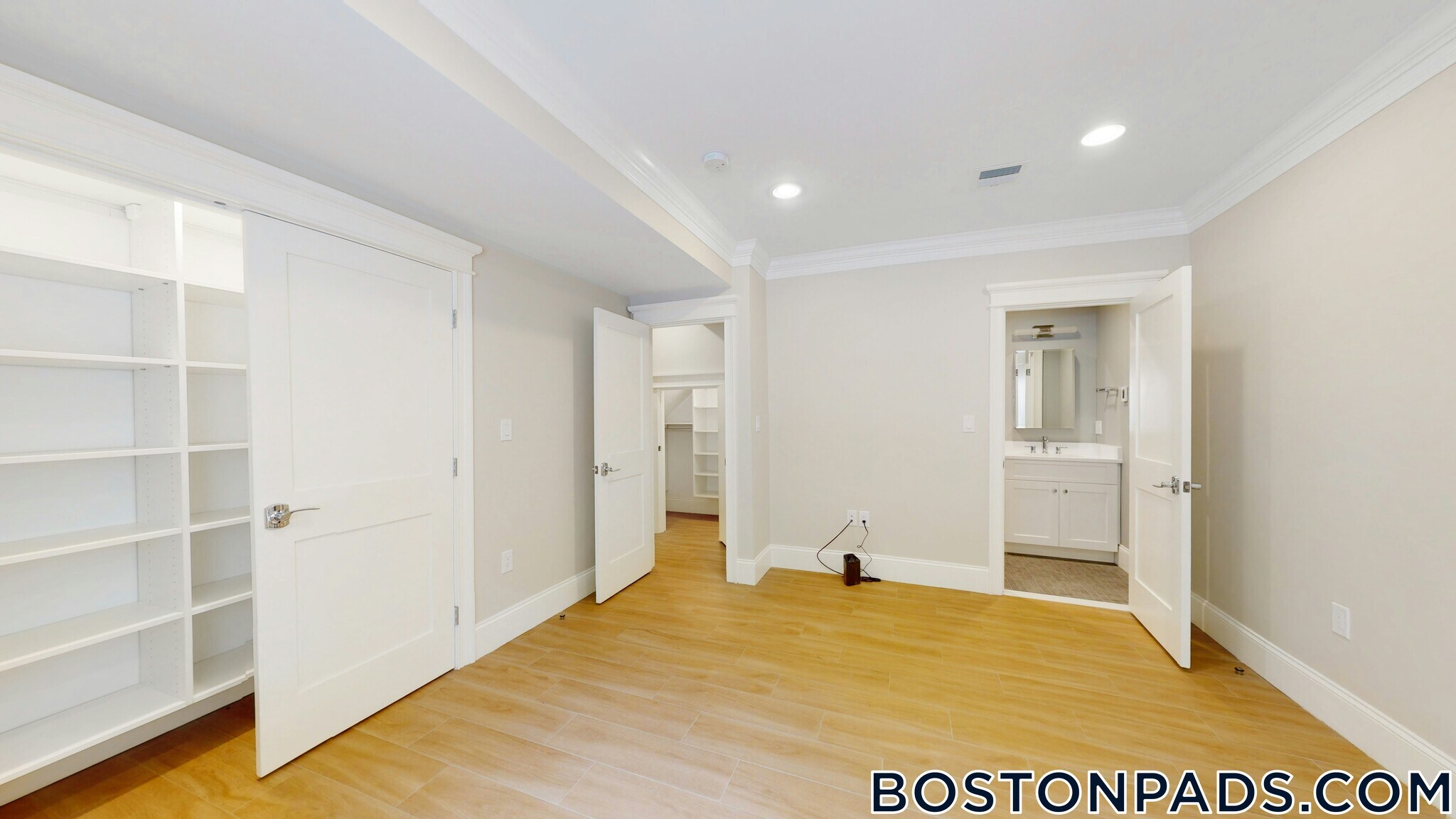 Building Photo - 101 Sumner Rd