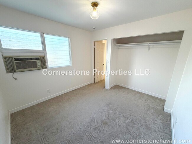 Building Photo - 98-1453-1453 Kaahumanu St