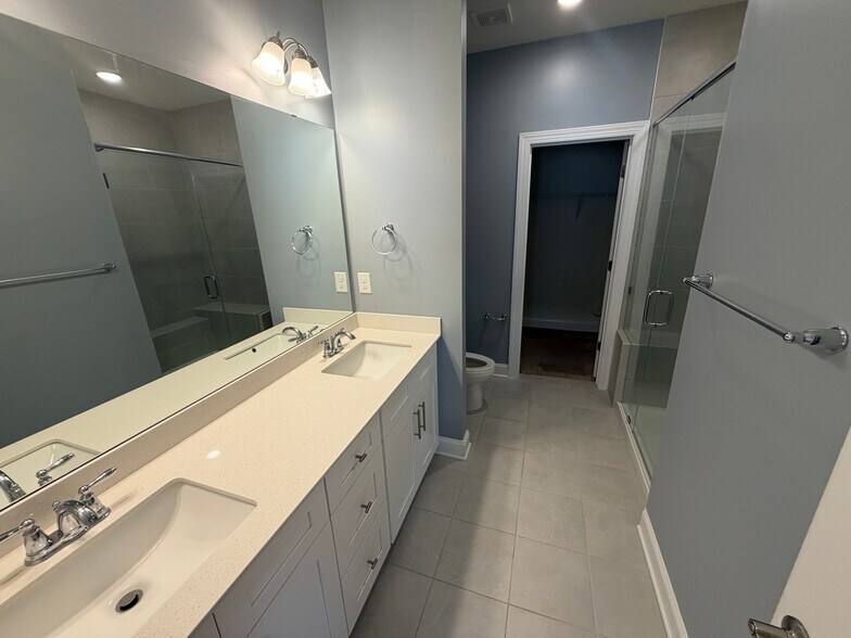 Building Photo - Room in Townhome on Keeton Ln