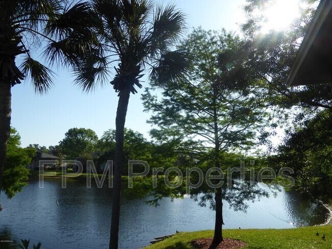 Building Photo - 10200 Belle Rive Blvd