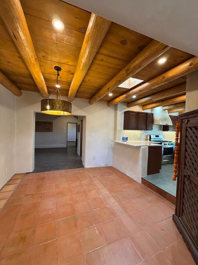 Building Photo - 152 Lorenzo Rd