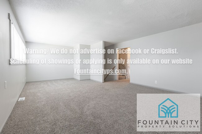 Building Photo - Spacious 4 Bed / 3 Bath Townhome in Liberty – Pet Friendly!