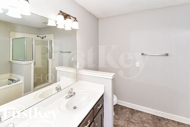 Building Photo - 7481 Fox Trce