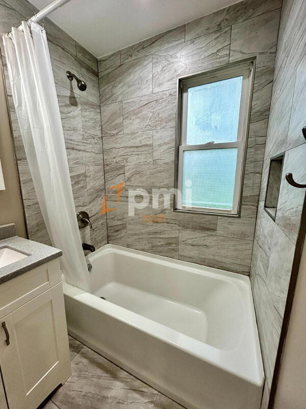 Building Photo - 99-105 W McAlpin St