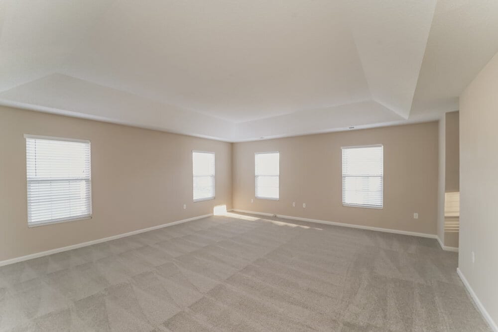 Building Photo - 2320 Highland Park Dr