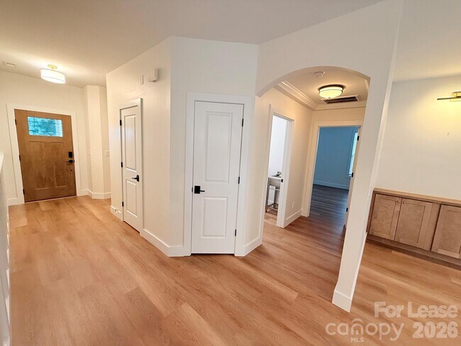 Building Photo - 5707 Verducci Ln