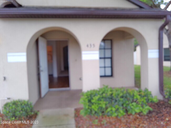 Building Photo - 435 Margie Dr