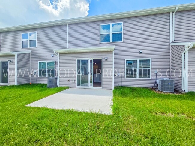 Building Photo - 1047 Daisy Ln