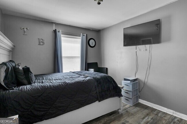 Building Photo - 6575 Hidden Brook Trail