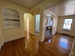 Building Photo - 1 bedroom in BRONX NY 10456