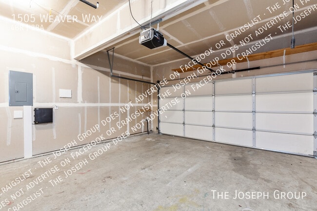 Building Photo - 1505 Weaver Way