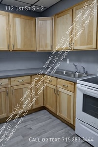 Building Photo - 112 1st St S