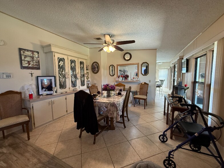 Building Photo - 112 Belle Isle Cir
