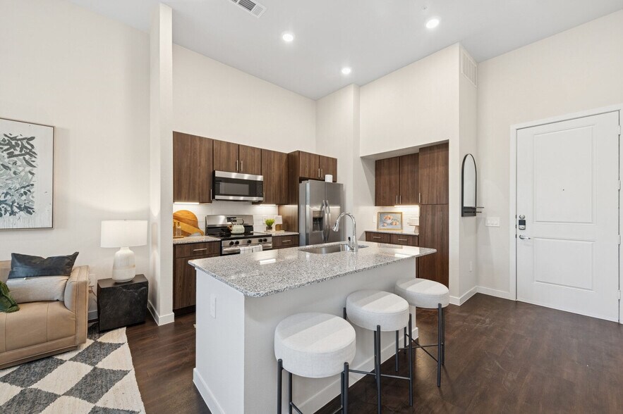 Ascend at Forum apartments — community photo - Ascend at Forum