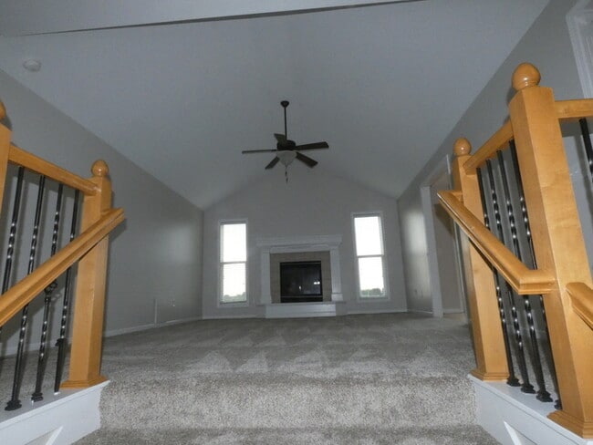 Building Photo - 11407 N Bristol Ave