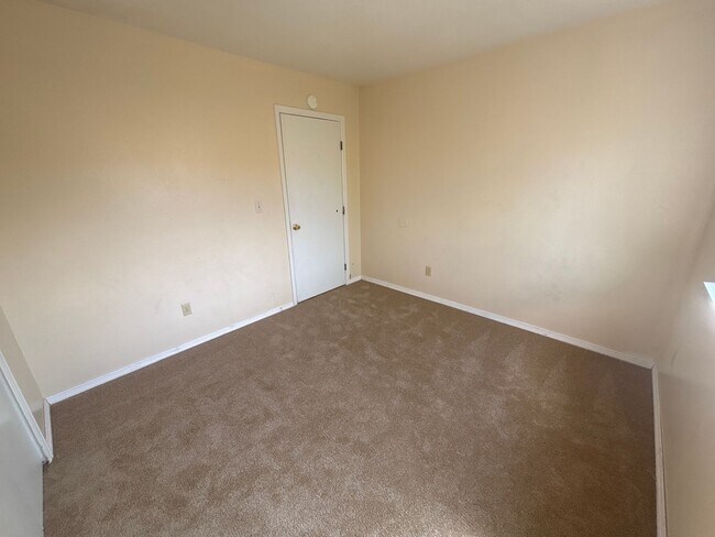 Building Photo - 5540 Bowden Loop