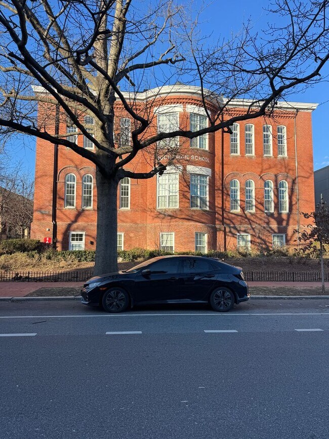 Building Photo - 1324 E Street SE