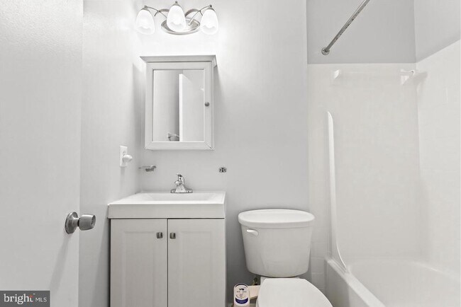 Building Photo - 9904 Hagel Cir