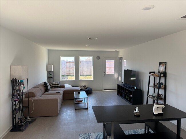 Building Photo - 16722 Largetooth Aspen Ln