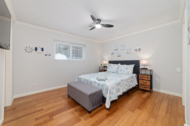 Building Photo - 5119 Avenue O 1/2