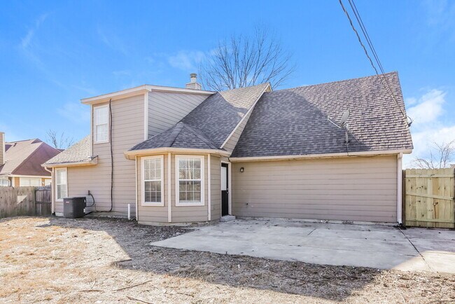 Building Photo - 5912 Chadwell Rd