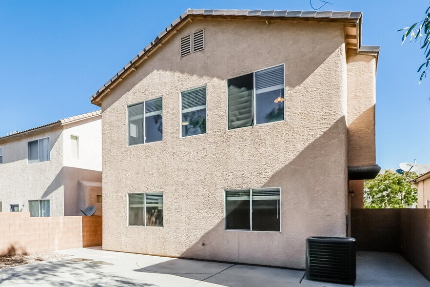 Building Photo - 9341 Hidden Harbor Ave