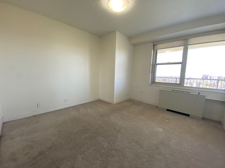 Building Photo - 151 Tremont St