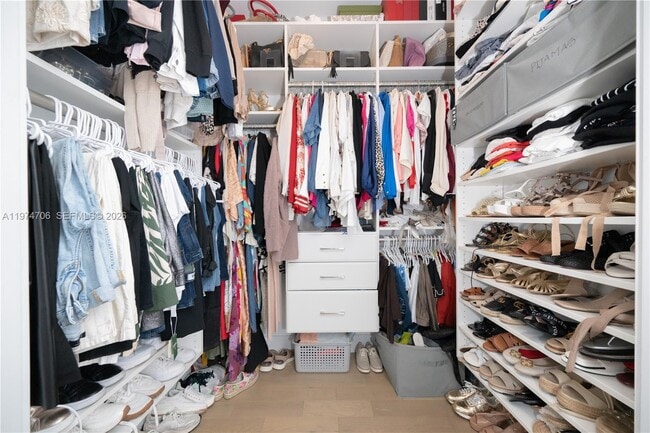 Building Photo - 10366 NW 68th Terrace