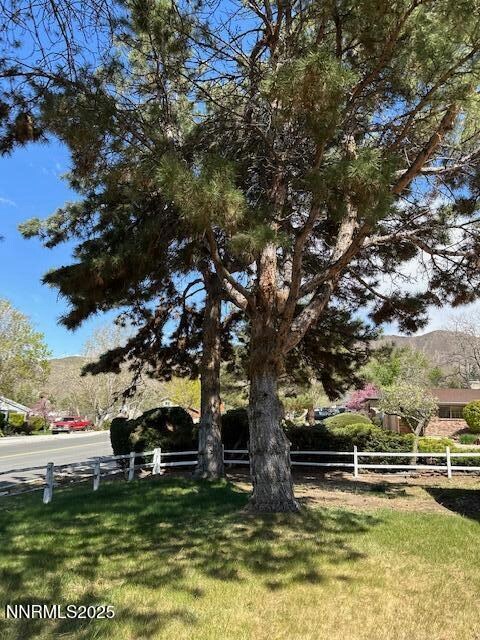 Building Photo - 7050 Pembroke Dr
