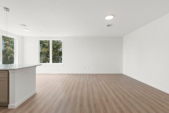 Building Photo - 306 Bergen Ave