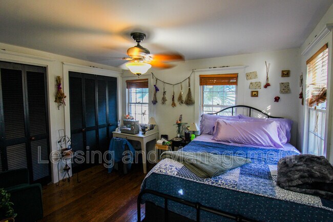 Building Photo - 5 Kracke St