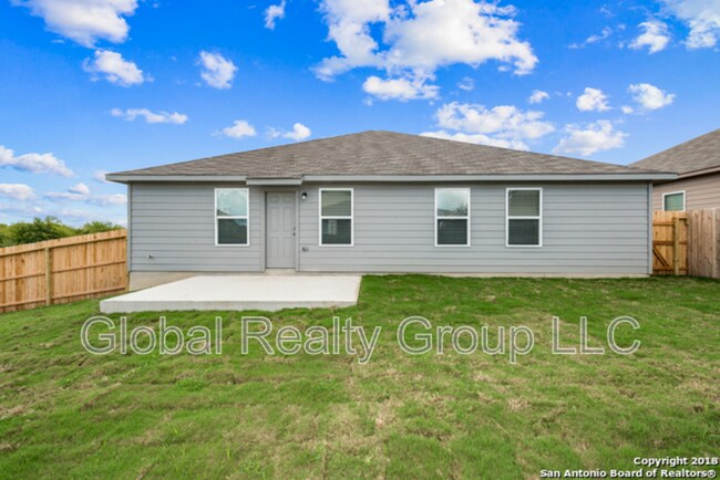 Building Photo - 108 Fabarm Ln