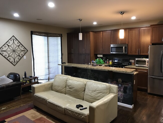 Main Living area - 2101 Dogtown Walk