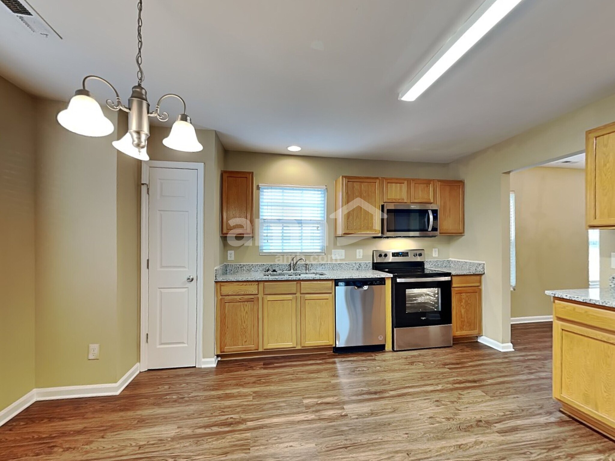 Building Photo - 3741 Horseshoe Farm St