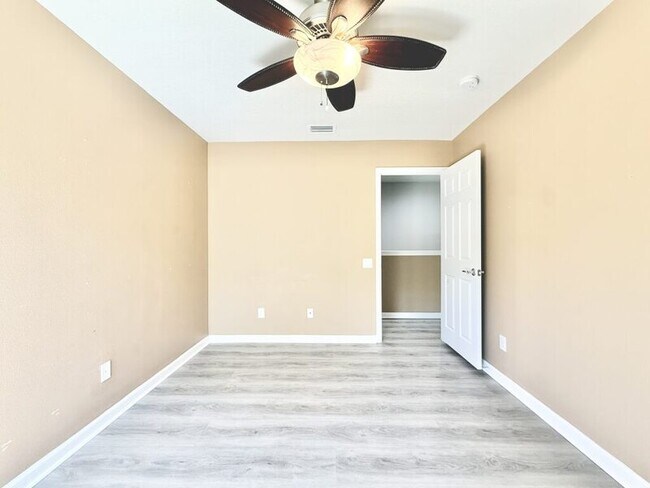 Building Photo - 10130 Westpark Preserve Blvd