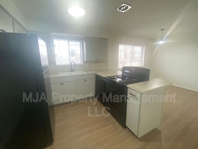 Building Photo - 1428 W 300 N