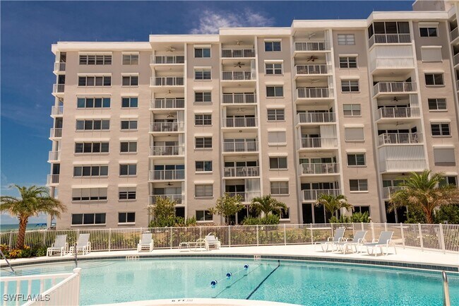 Building Photo - 3443 Gulf Shore Blvd N
