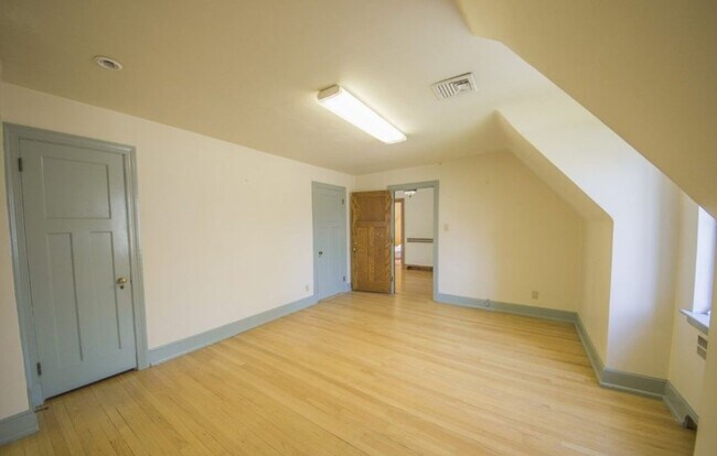 Building Photo - Patterson House